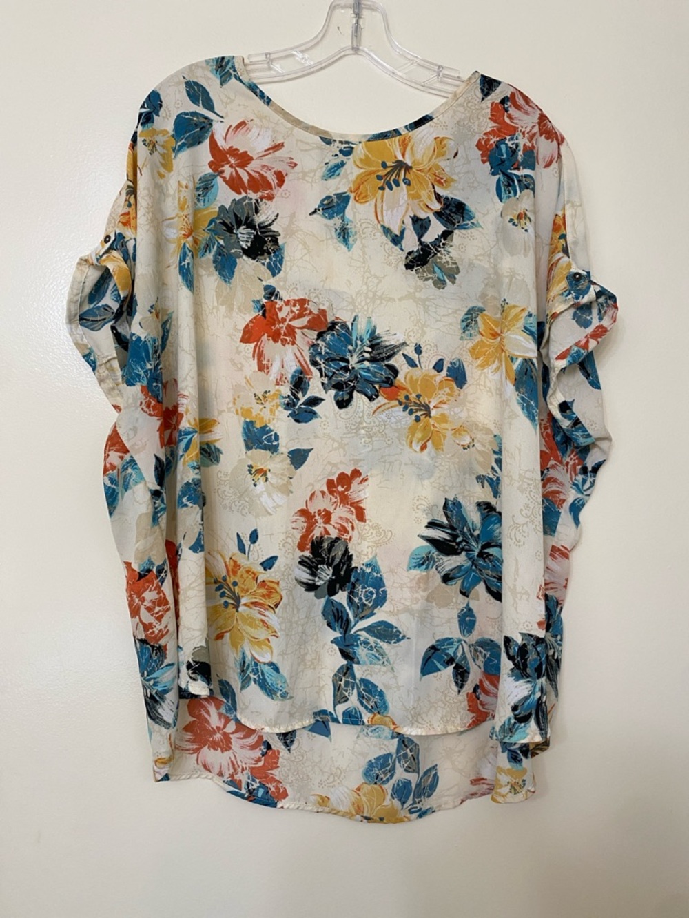 Floral Scoop-Neck Floral Blouse